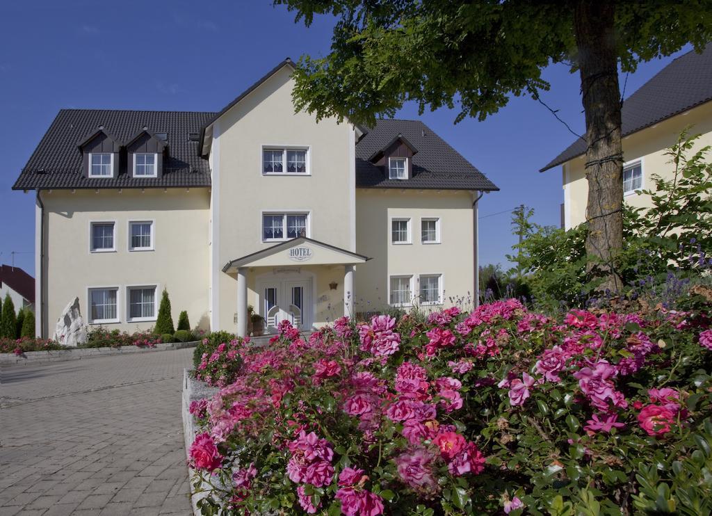 Hotel Abenstal Au in der Hallertau Exterior photo